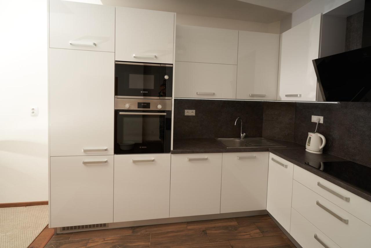 Apartman A&M Banska Bystrica Bagian luar foto