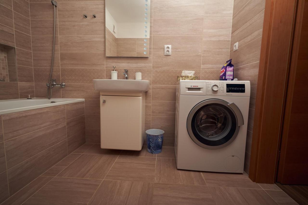 Apartman A&M Banska Bystrica Bagian luar foto