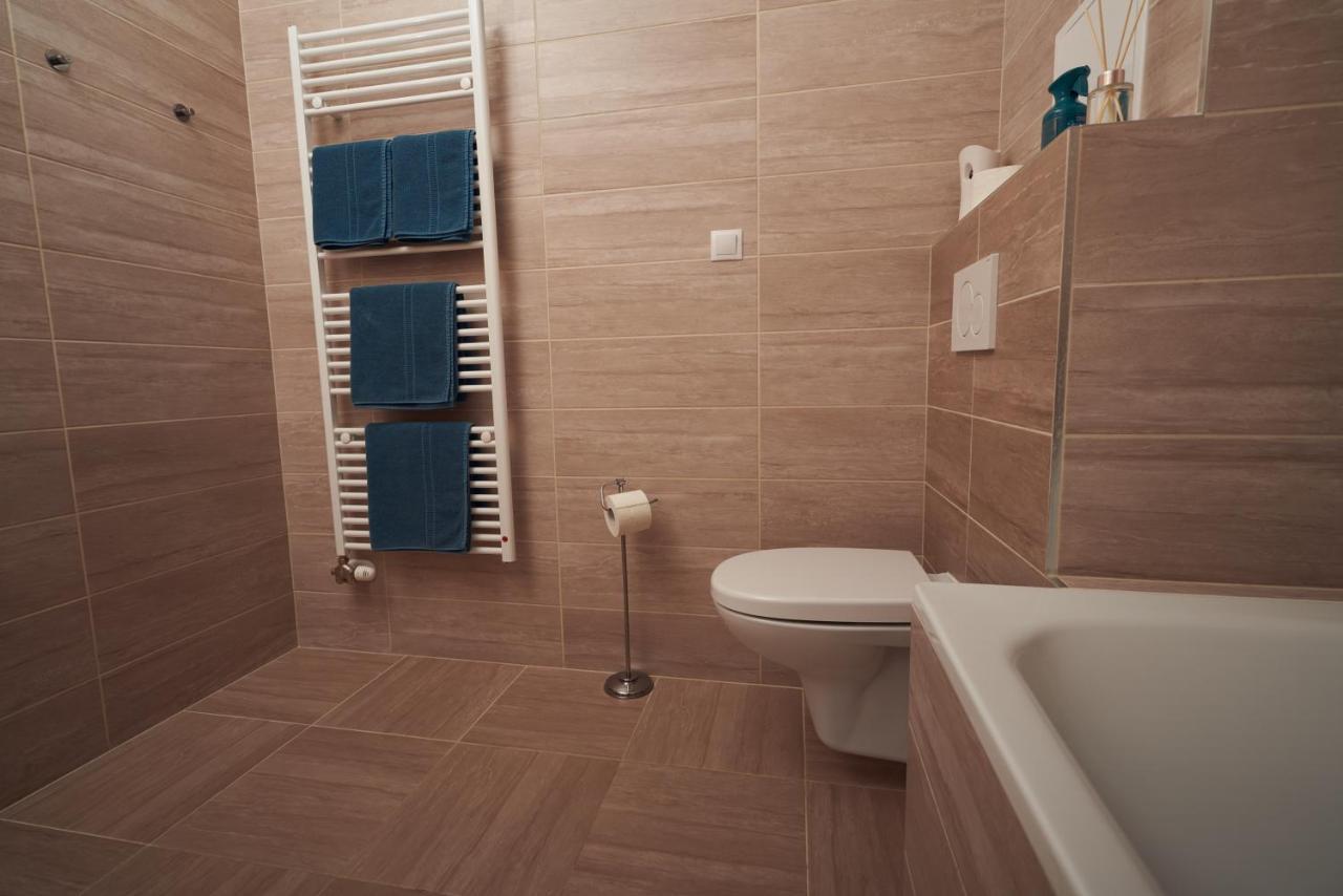 Apartman A&M Banska Bystrica Bagian luar foto