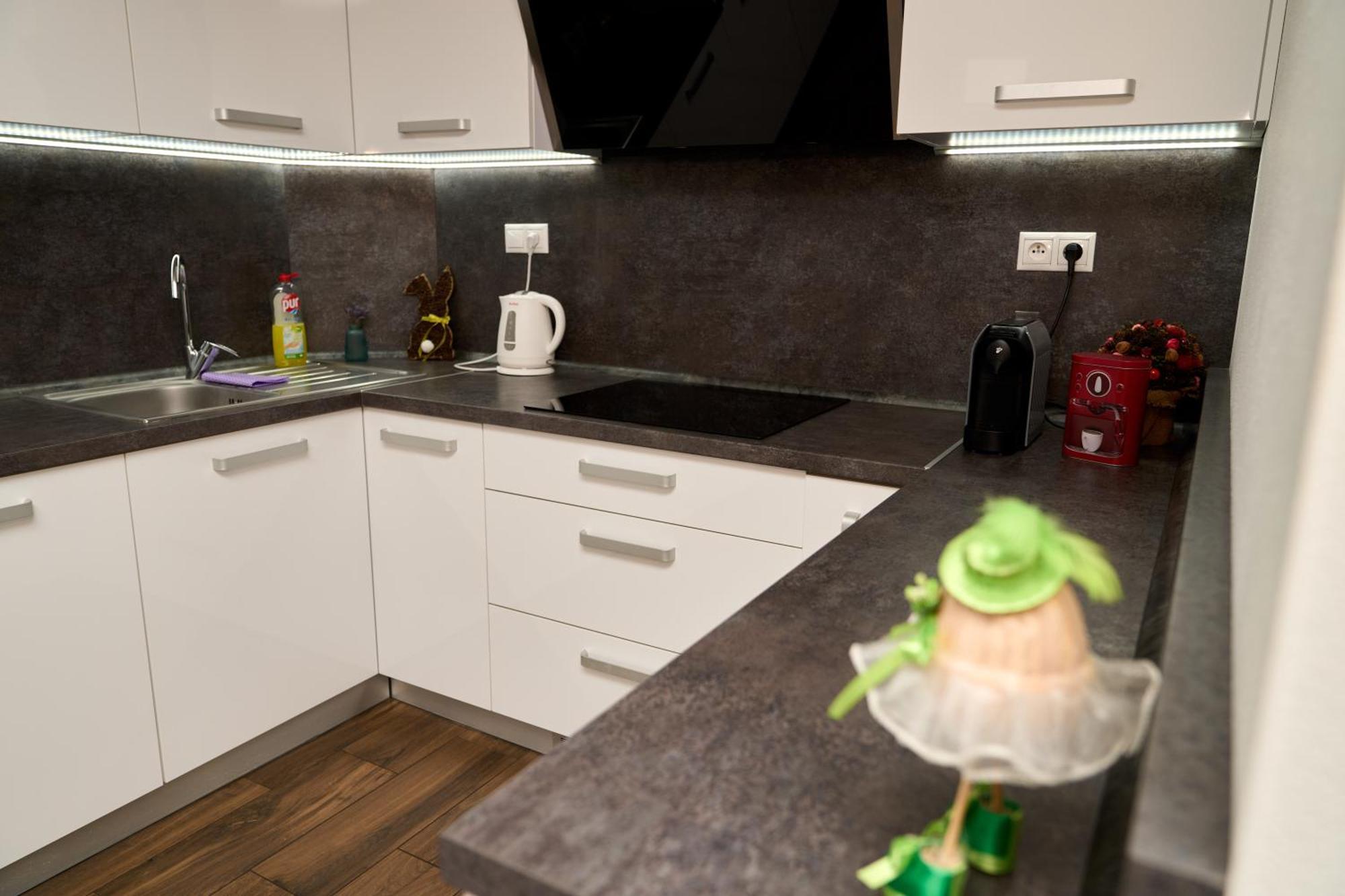 Apartman A&M Banska Bystrica Bagian luar foto